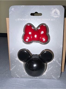 Disney Minnie Mouse Stackable Salt & Pepper Set - Red & Black